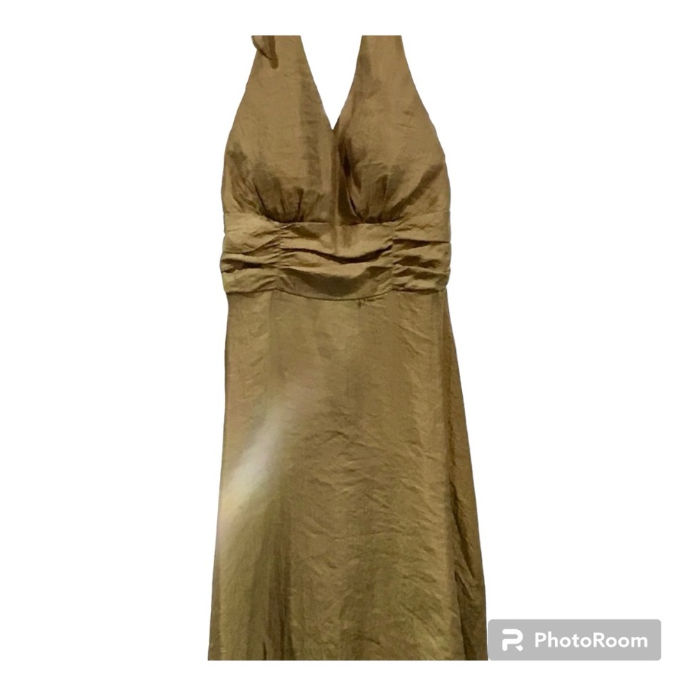 Madison Leigh -Glitter in this gold cocktail dress